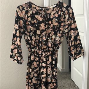 Lush size XS floral print 3/4 sleeve dress